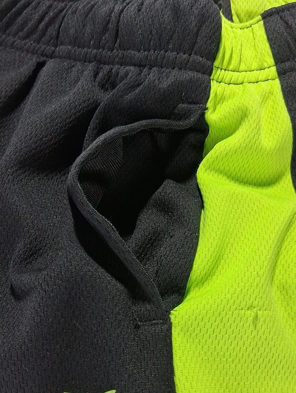 Boys Old Navy Athletic Pants Size Medium (8) Black + Neon Green Accent + Pockets